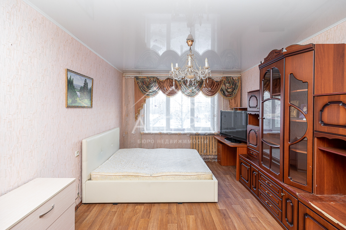 1 комн казань. Купить квартиру в Казани на кул Гали 2х комнатную вторичку 11/ 52б.